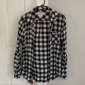 Black and white flannel. American Eagle